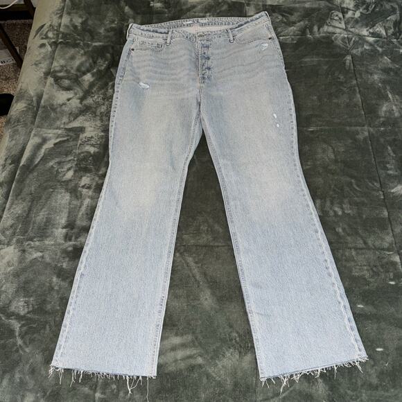 Old Navy Extra High Rise Kicker Bootcut Jeans Plus Size 18 Light Wash Button Fly - Picture 1 of 11